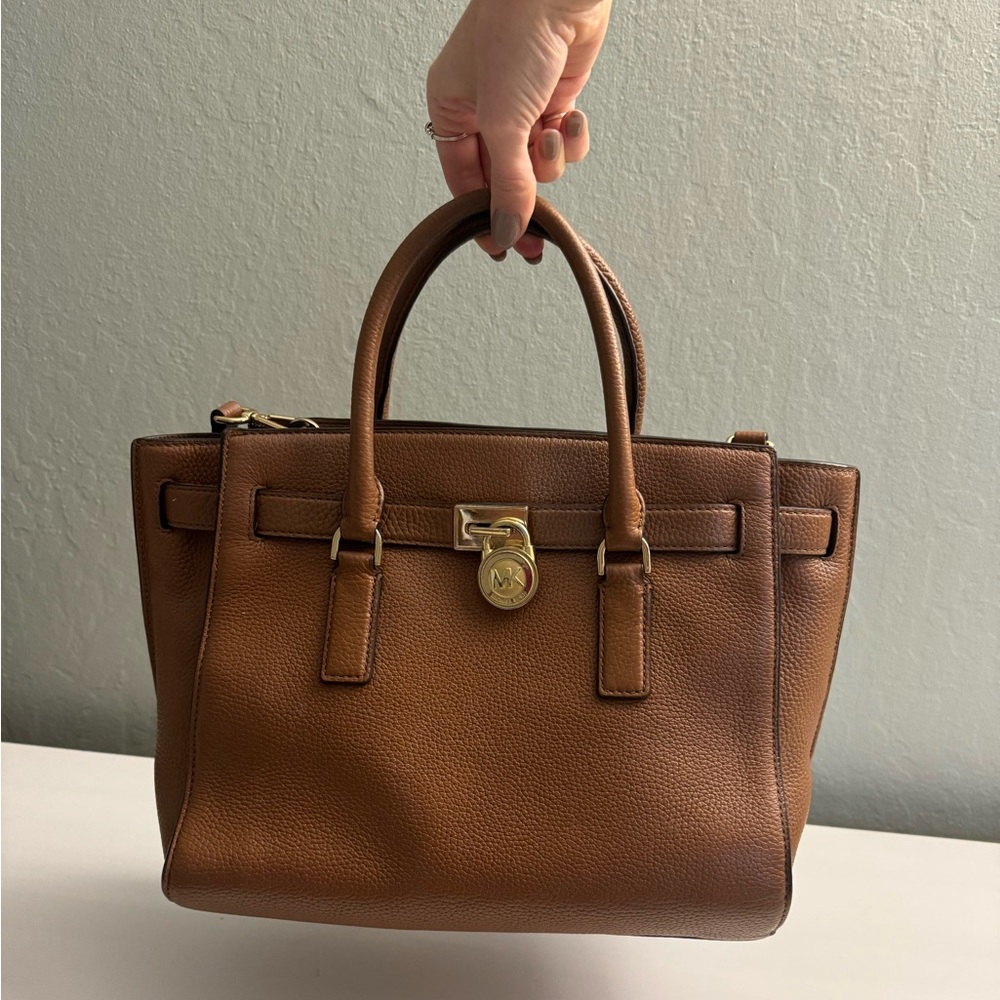 Michael Kors Belted Hamilton Traveler Messenger Bag